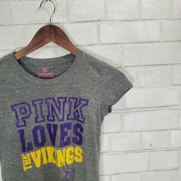 Victoria's Secret MN Vikings tee - Picture 5 of 12